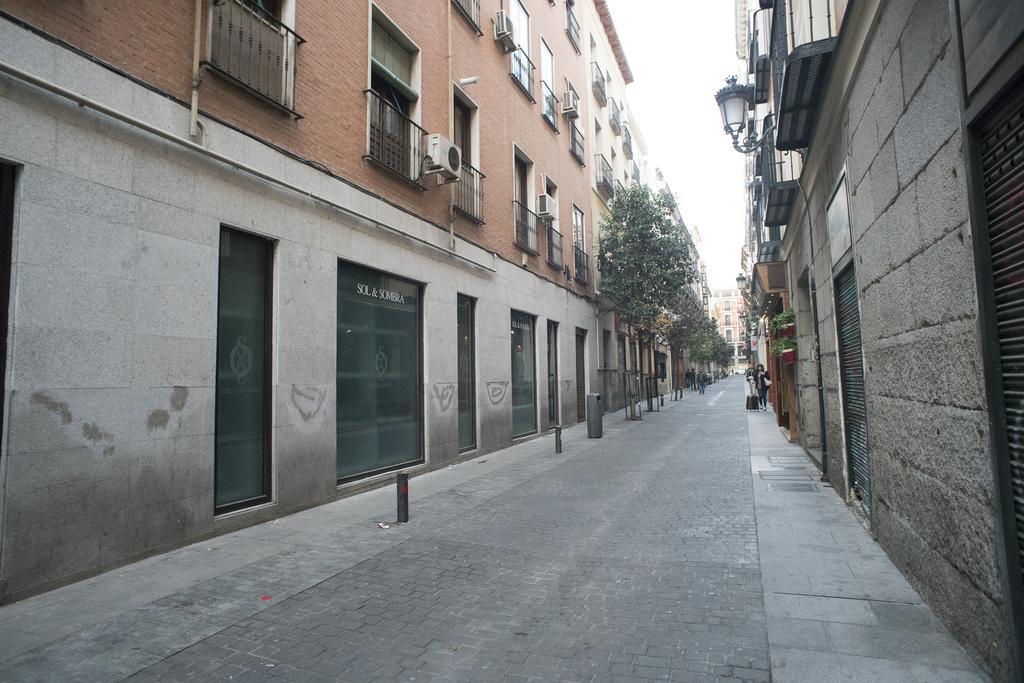 Hostal Bianco Madrid Dış mekan fotoğraf